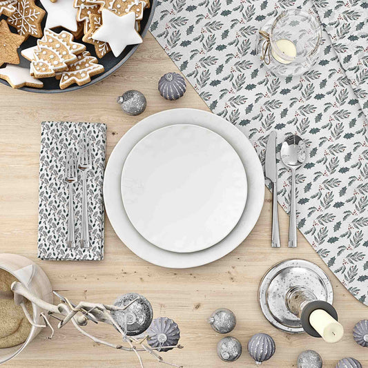 Leaves and Holly Cloth Napkin Set of 4 - ZumBuys