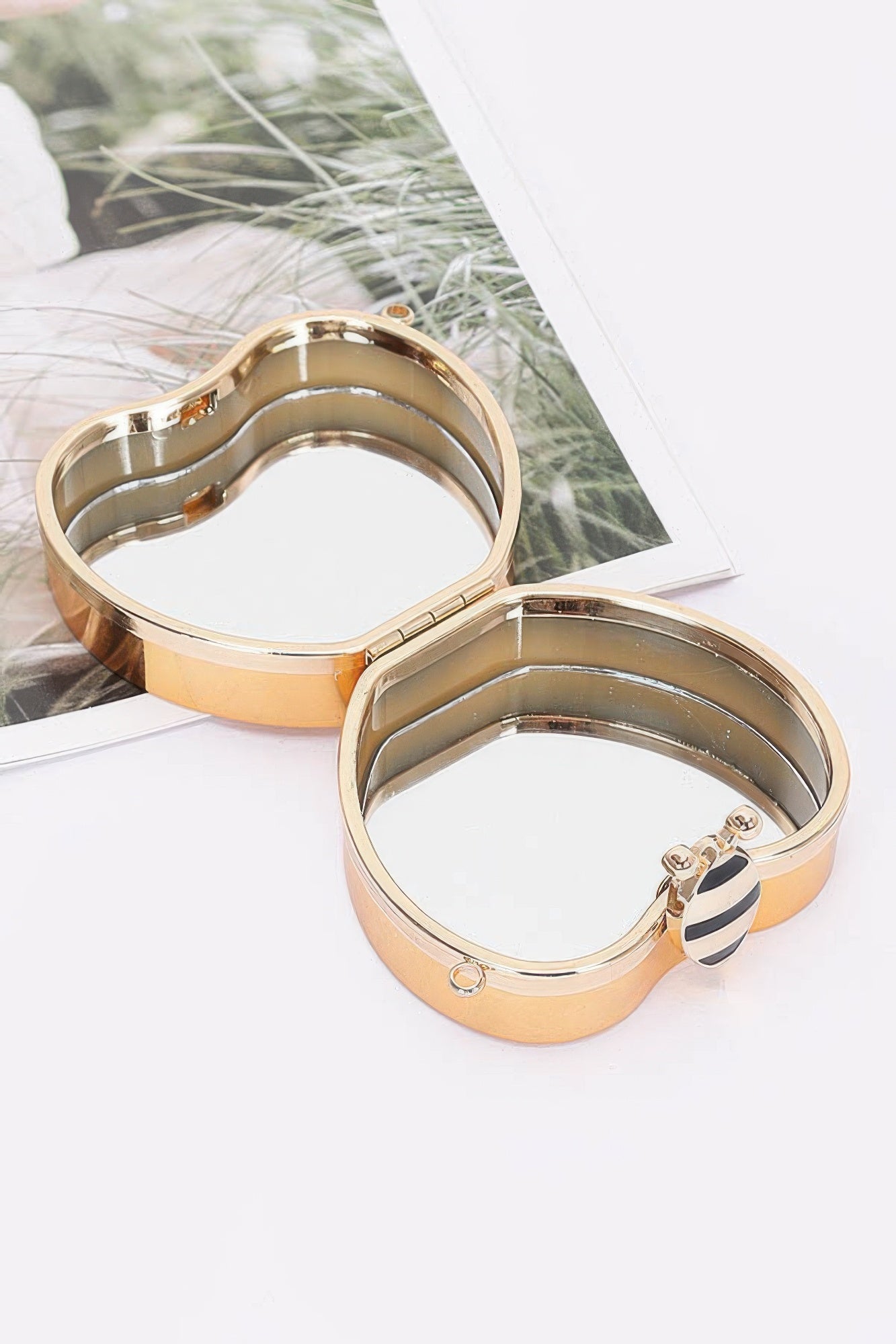 Metal Mini Clutch - ZumBuys