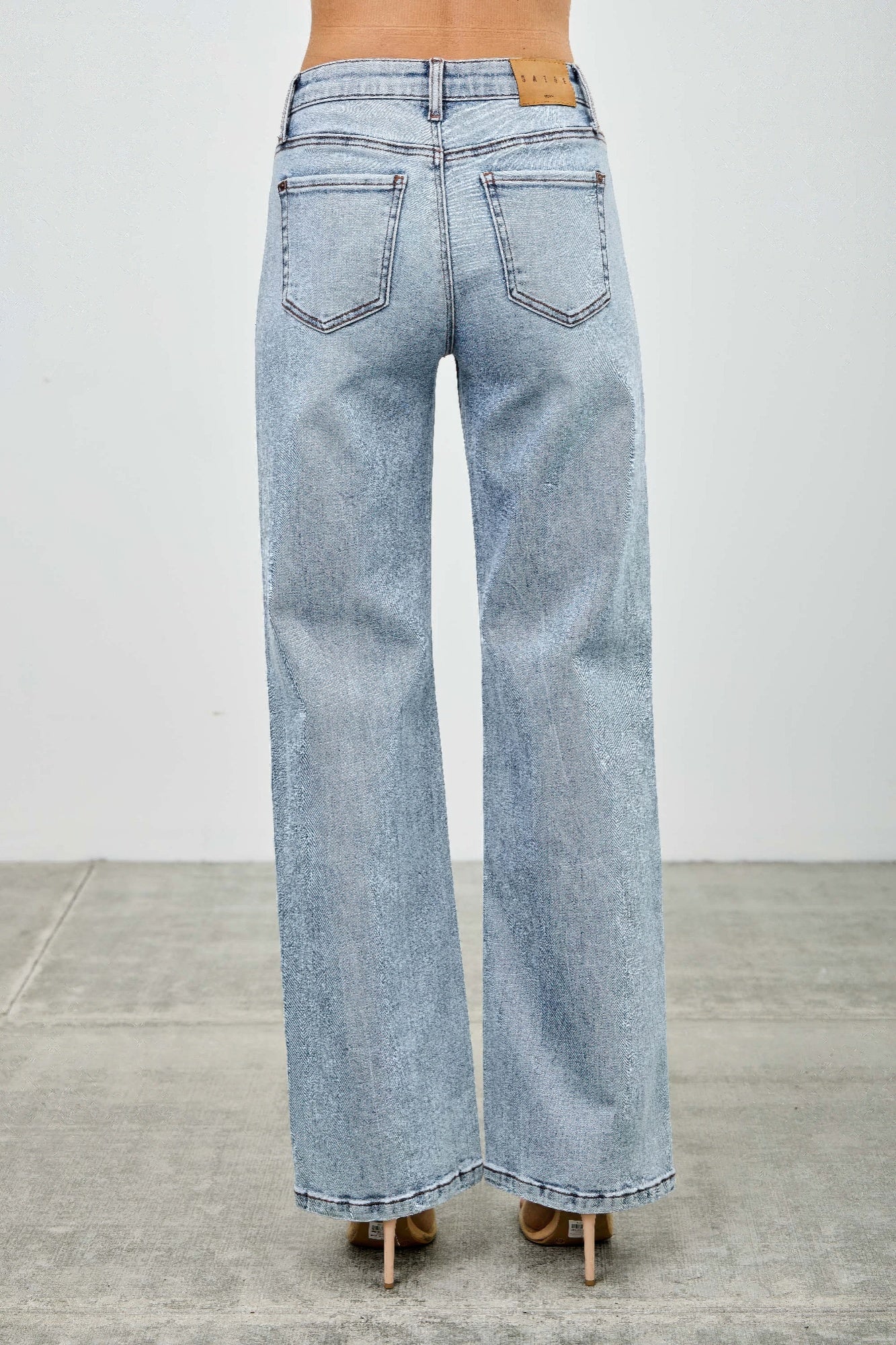 Mid Rise Relaxed Straight With Destroy - ZumBuys