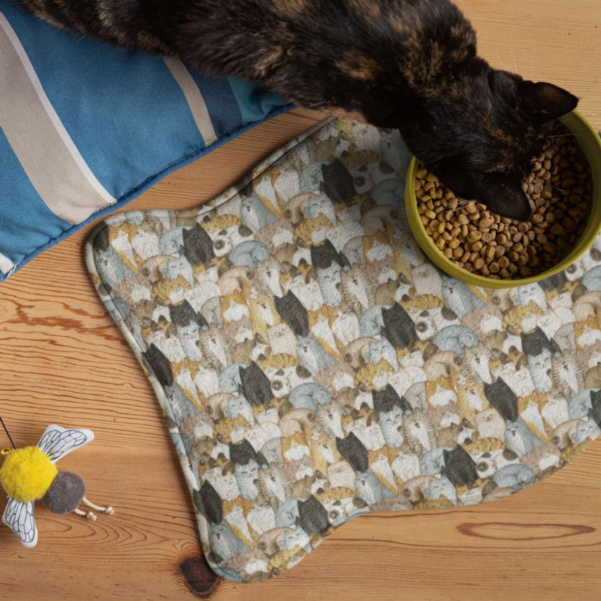 Cat Craze Pet Feeding Mats - ZumBuys