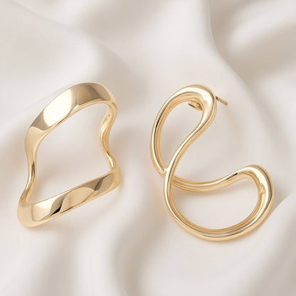 Abstract Shiny Bend Earrings - ZumBuys