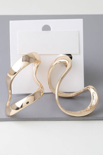 Abstract Shiny Bend Earrings - ZumBuys