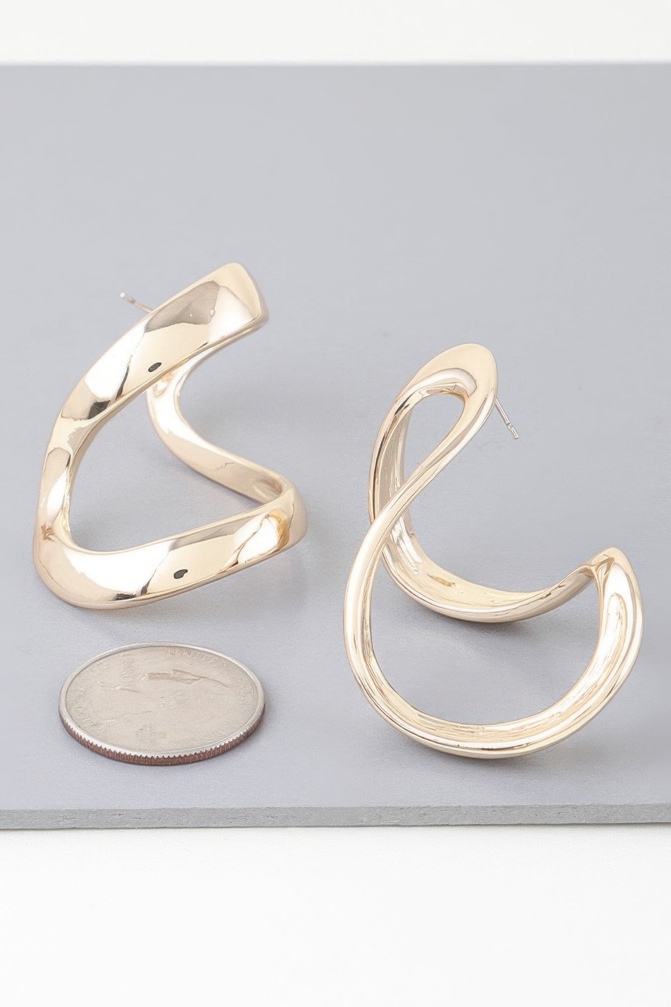 Abstract Shiny Bend Earrings - ZumBuys