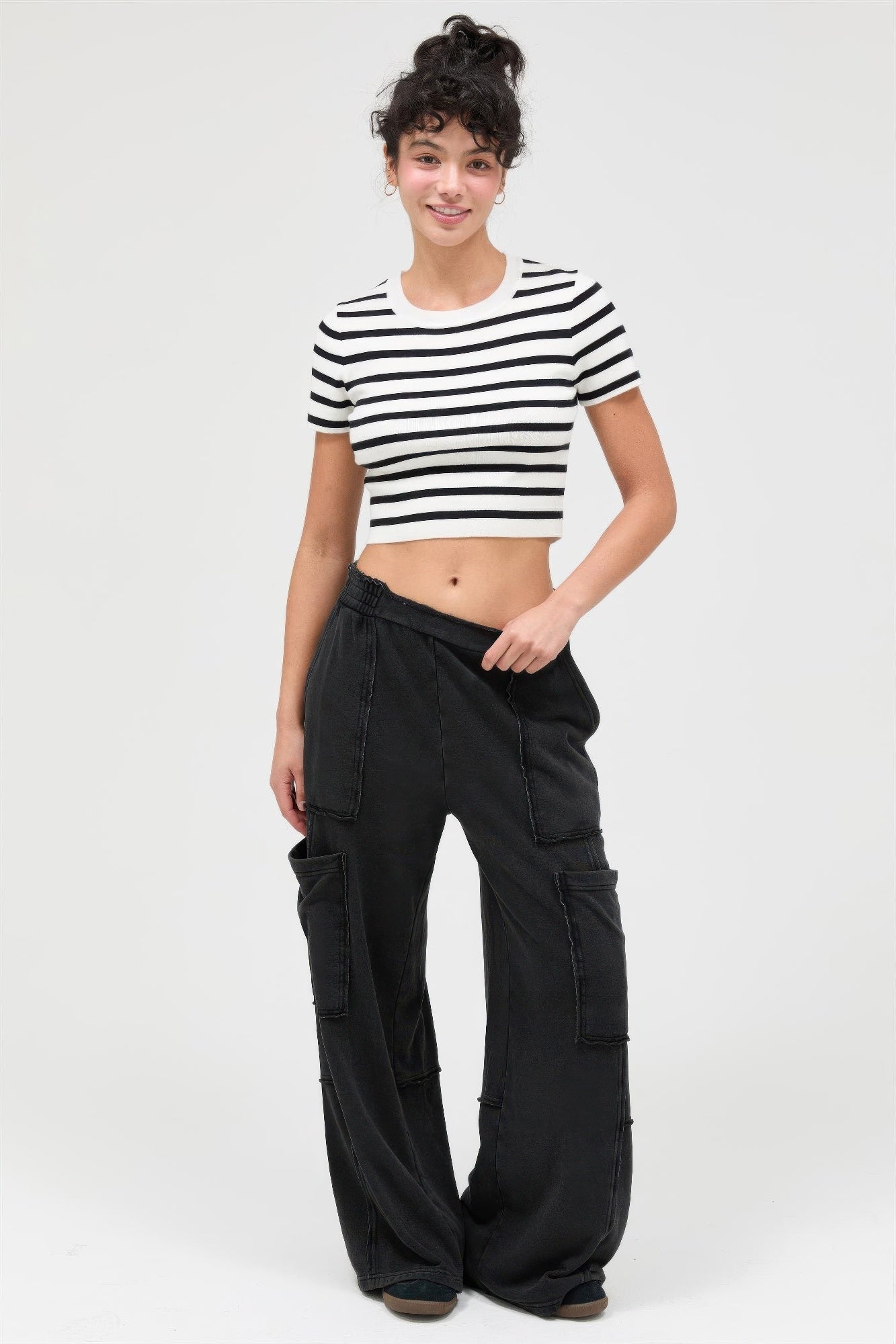 Mineral Wash Wide Leg Cargo Pants – Women’s Cotton Utility Pocket Pants - ZumBuys