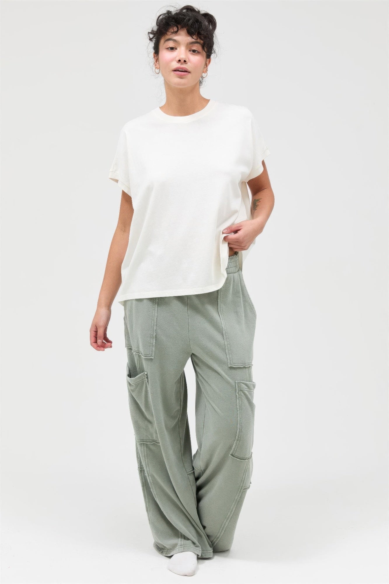 Mineral Wash Wide Leg Cargo Pants – Women’s Cotton Utility Pocket Pants - ZumBuys