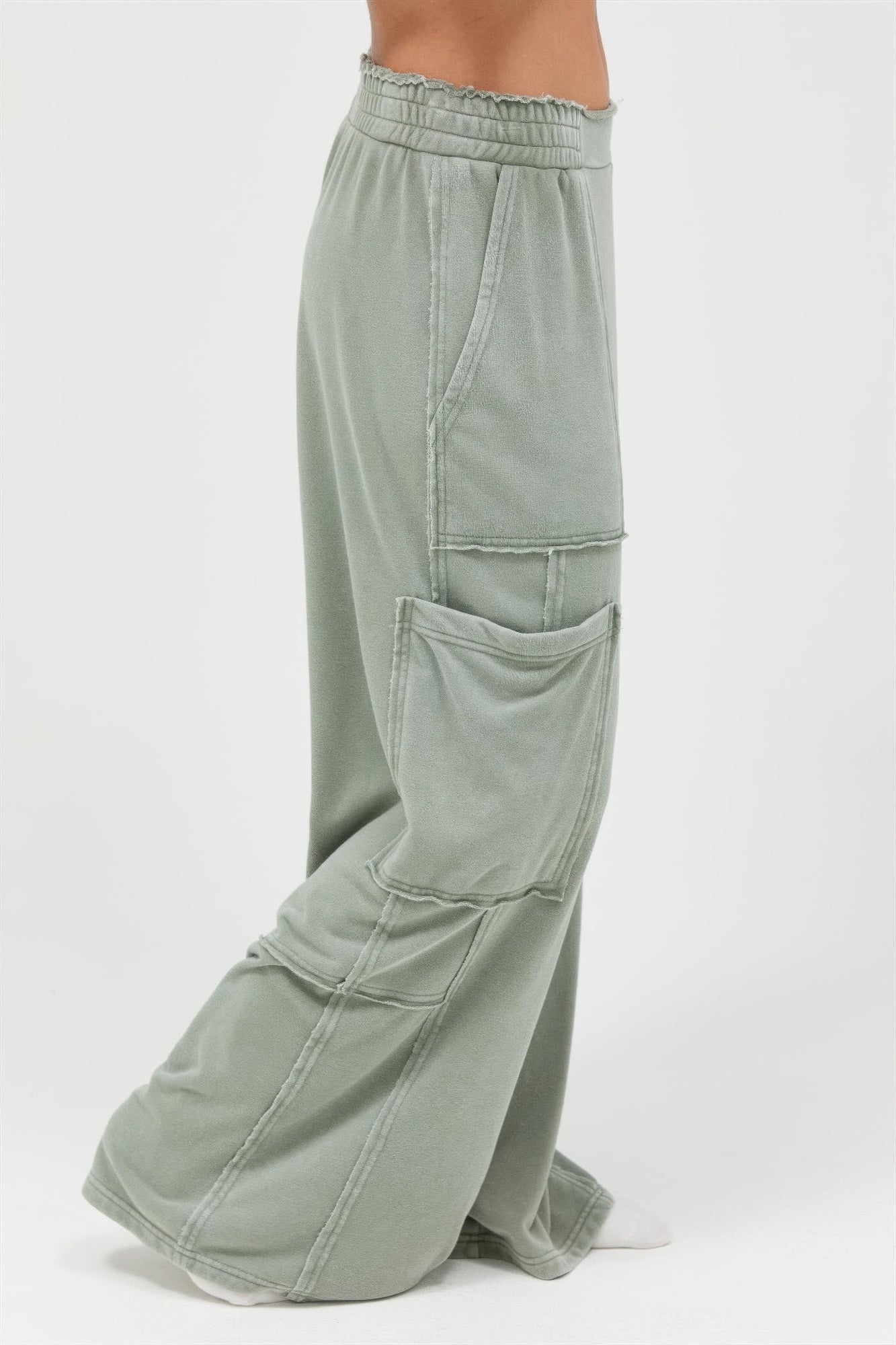 Mineral Wash Wide Leg Cargo Pants – Women’s Cotton Utility Pocket Pants - ZumBuys