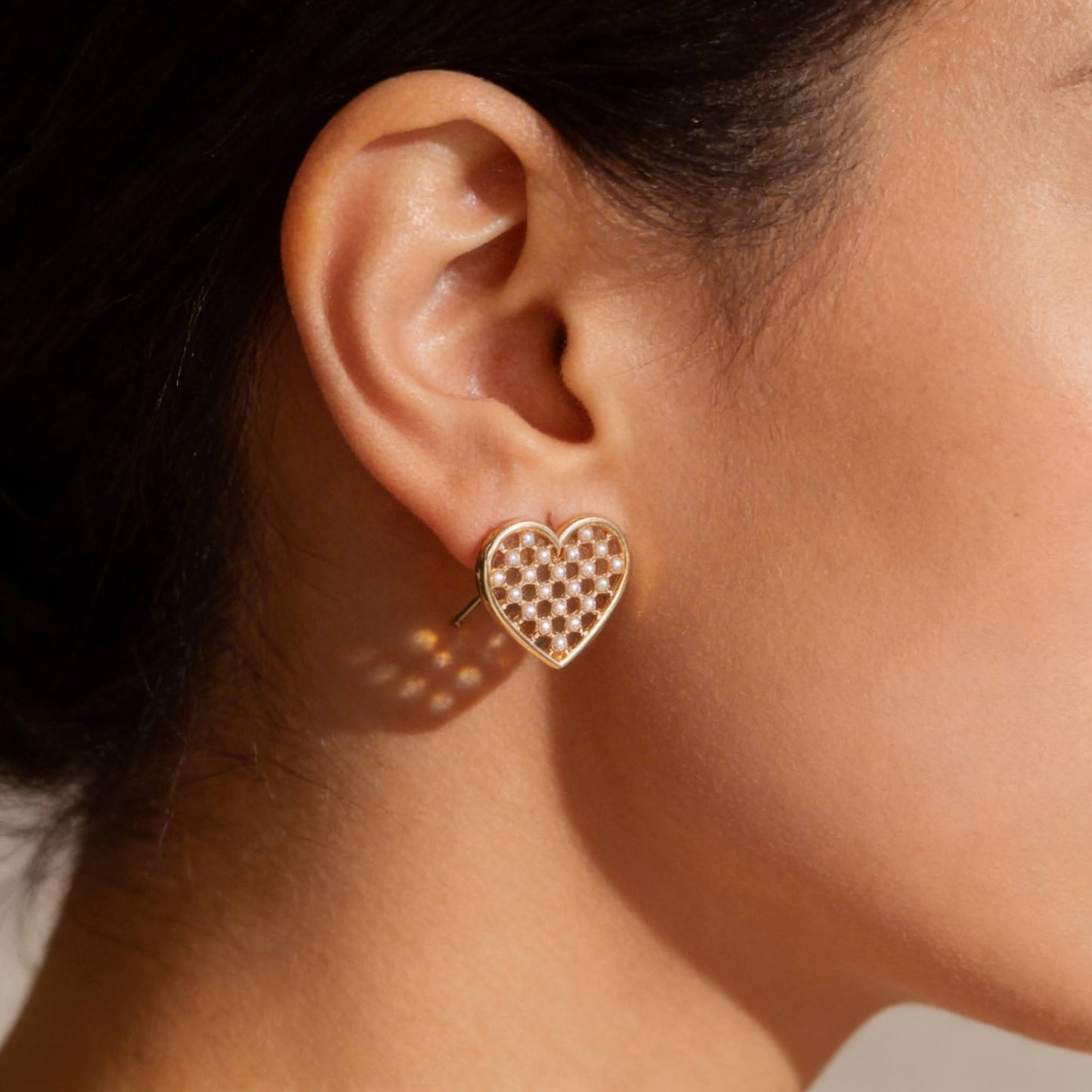 Pearl Quilt Heart Stud Earrings - ZumBuys