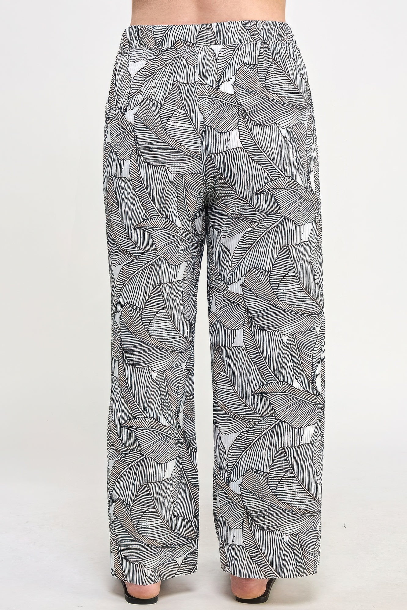 Plisse Palm Print Pants - ZumBuys