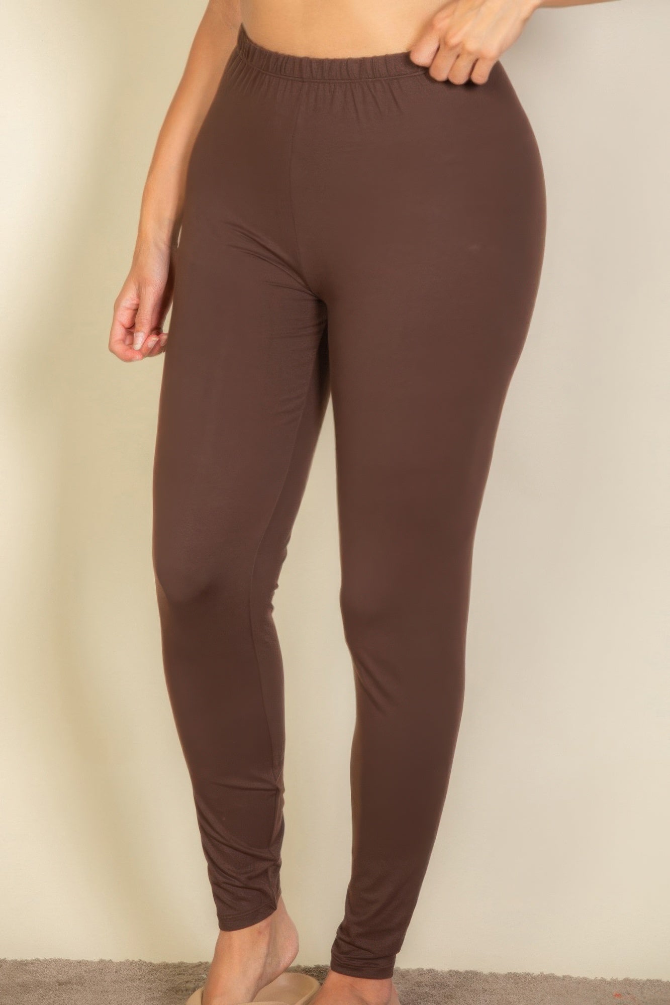 Plus Basic Solid Leggings - ZumBuys