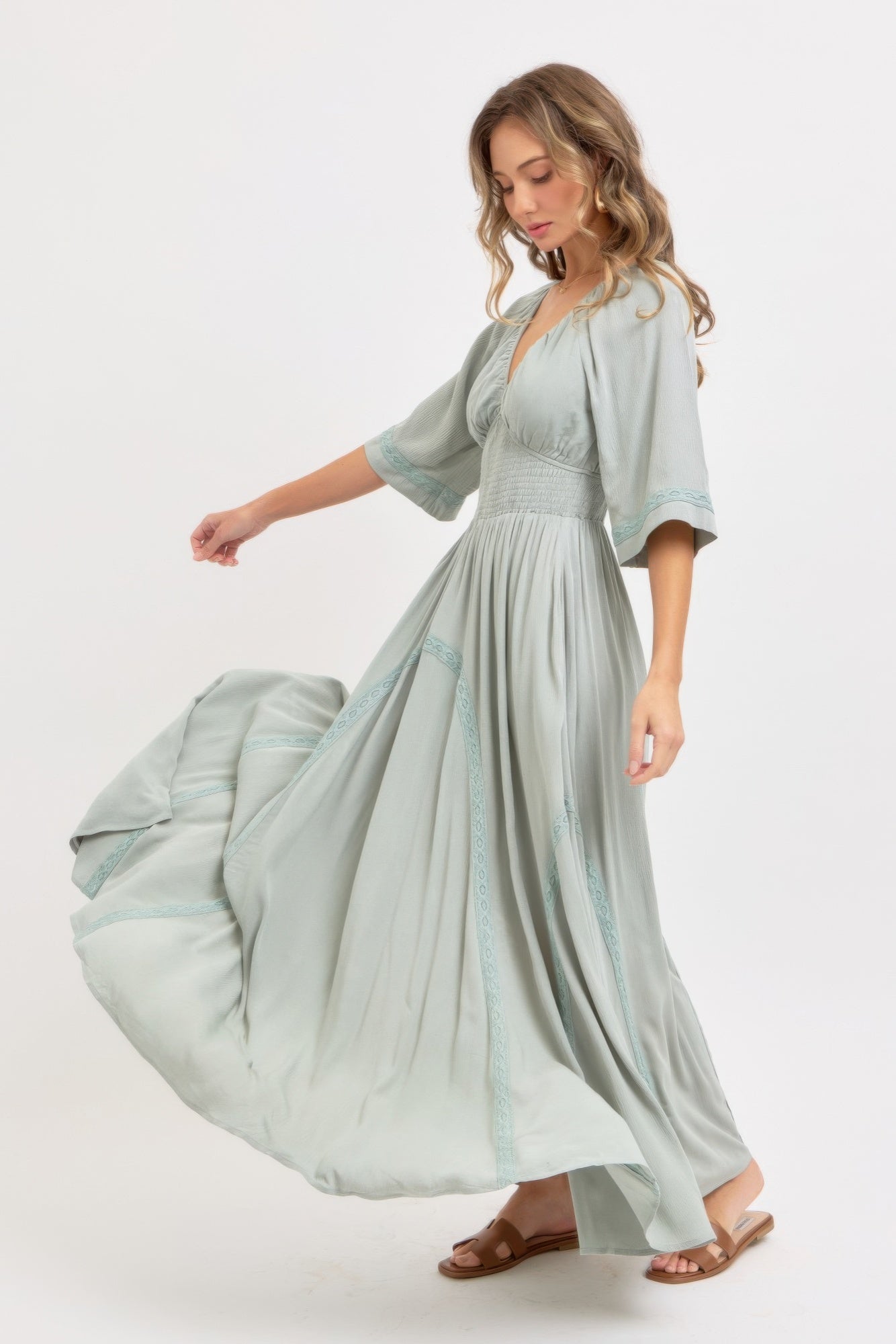 Romantic Flowy Maxi Dress L Romantic Flowy Maxi Dress L