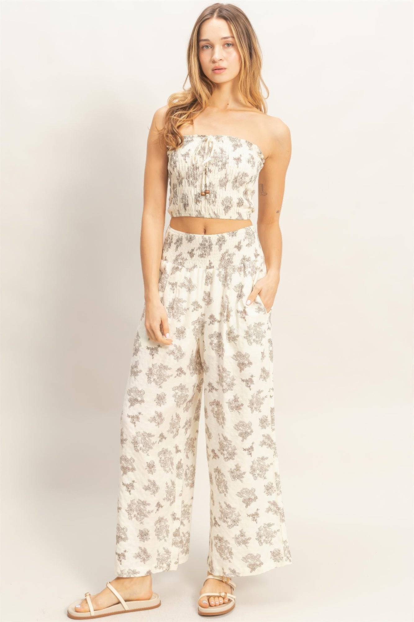 Smocked Tube Top & Wide Leg Pants Set | Women’s Summer Two Piece Outfit - ZumBuys