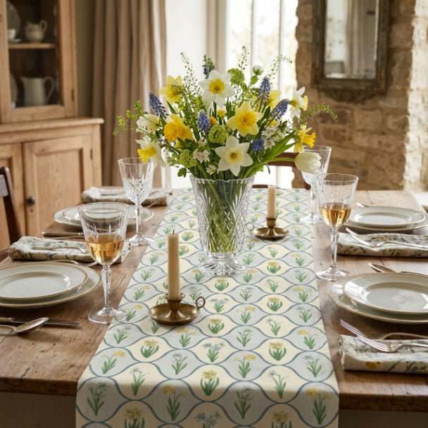 Tulip Fleur Table Runner – Spring Floral Table Runner in Cotton Twill or Polyester - ZumBuys