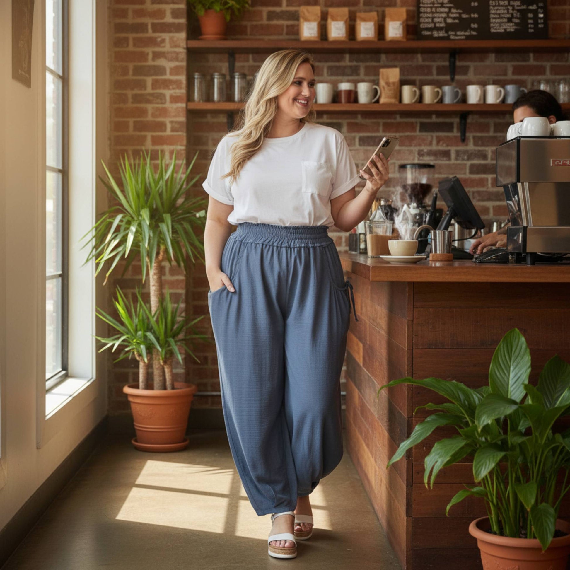 Voluminous Relaxed Fit Pant With Side Pocket - ZumBuys