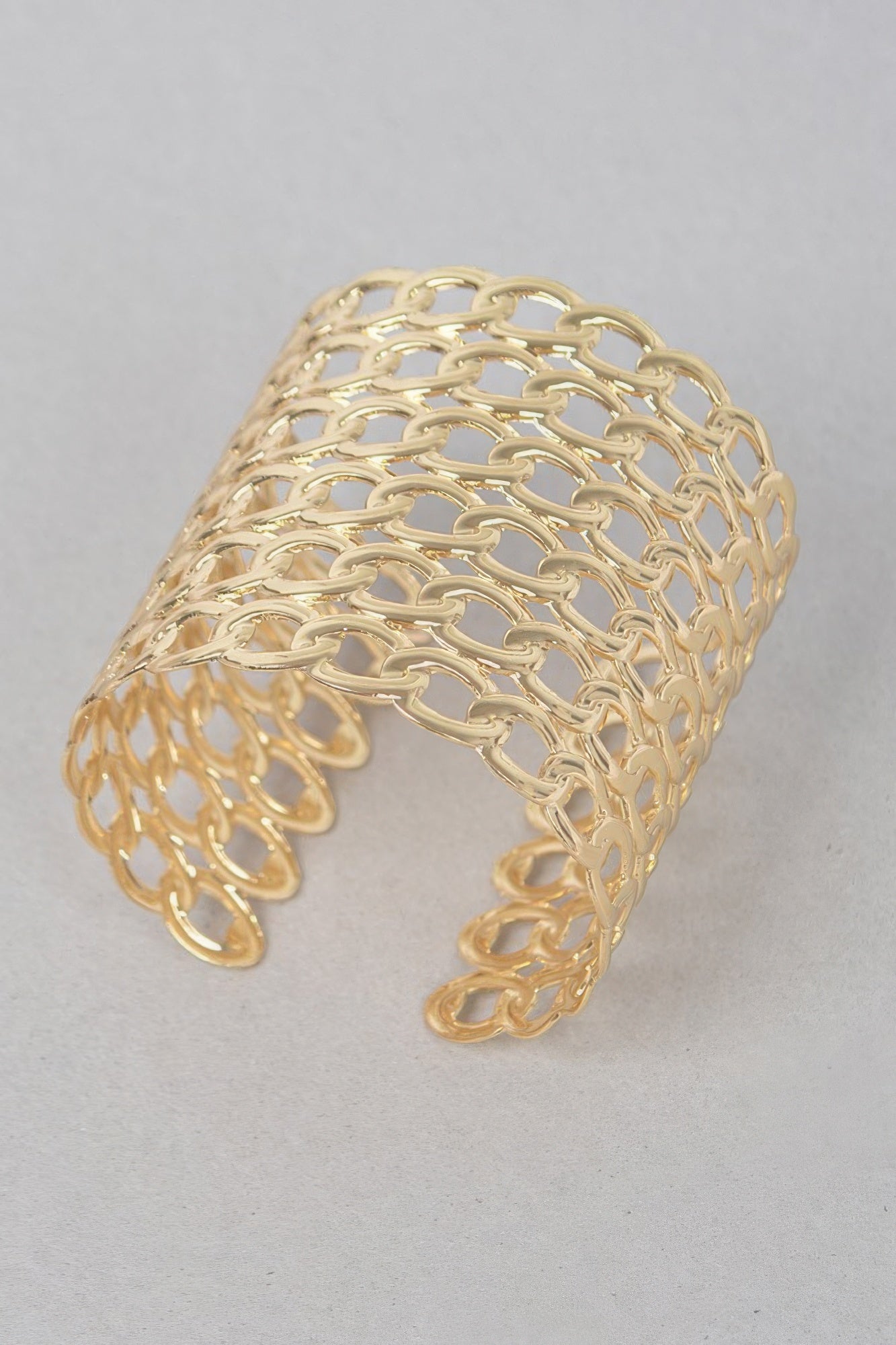Wide Chain Metal Cuff Bracelet - ZumBuys