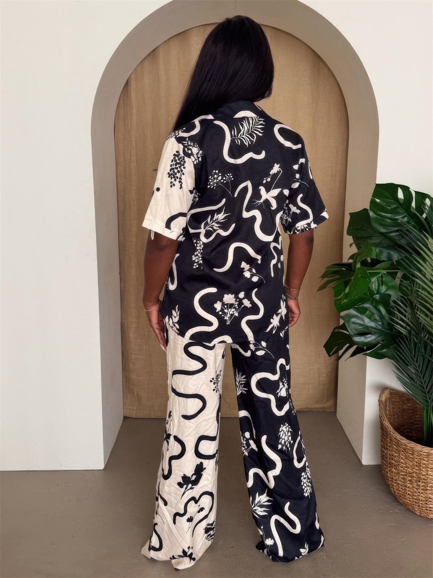 Woman's Resort Wear Pant Set - ZumBuys