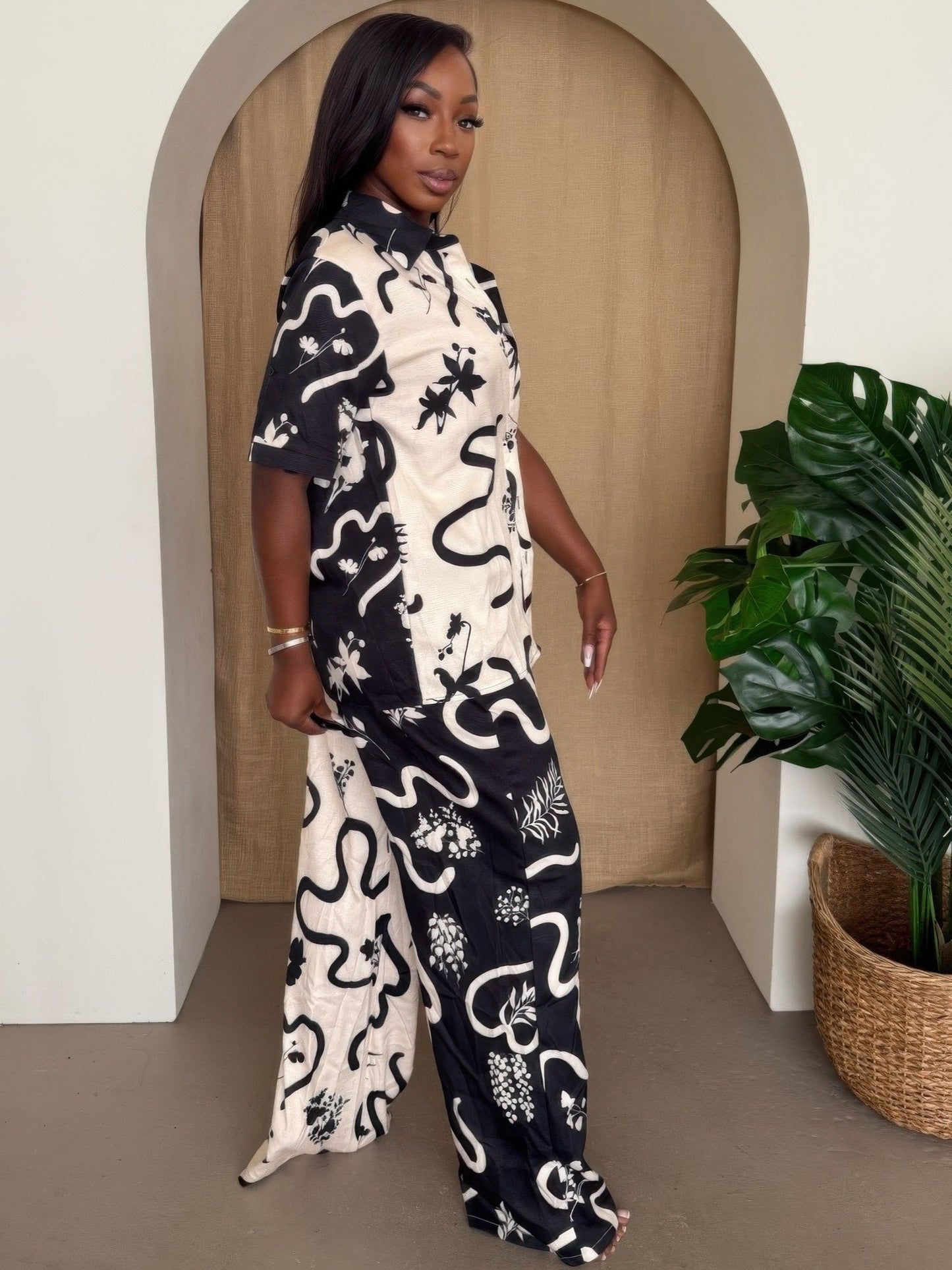 Woman's Resort Wear Pant Set - ZumBuys